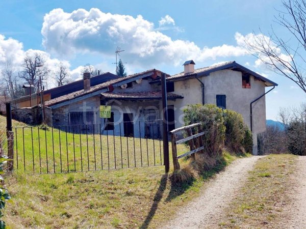 casa indipendente in vendita a Treviso Bresciano