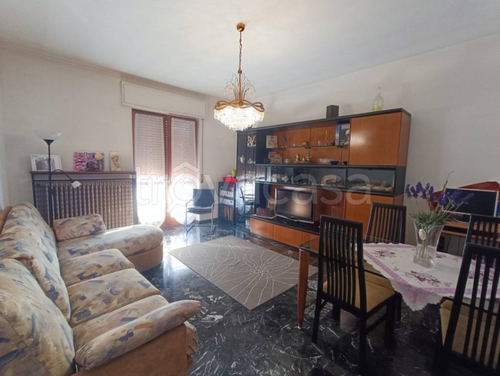 appartamento in vendita ad Urago d'Oglio