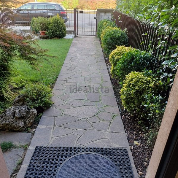 appartamento in vendita ad Urago d'Oglio