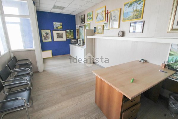 capannone in vendita ad Urago d'Oglio