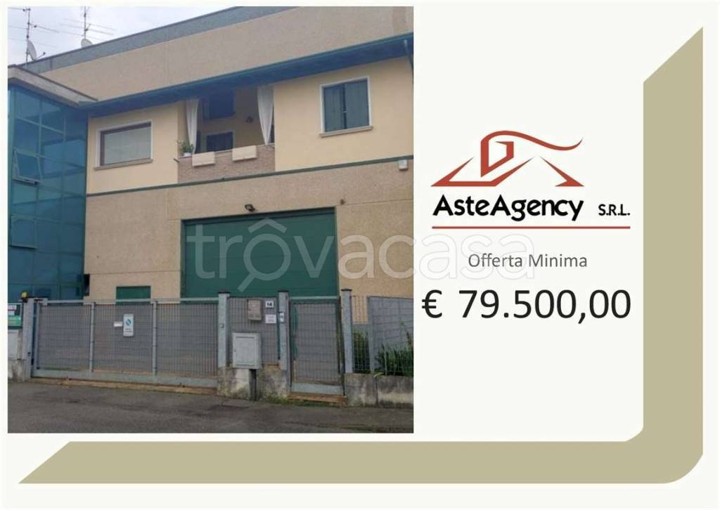 appartamento in vendita ad Urago d'Oglio