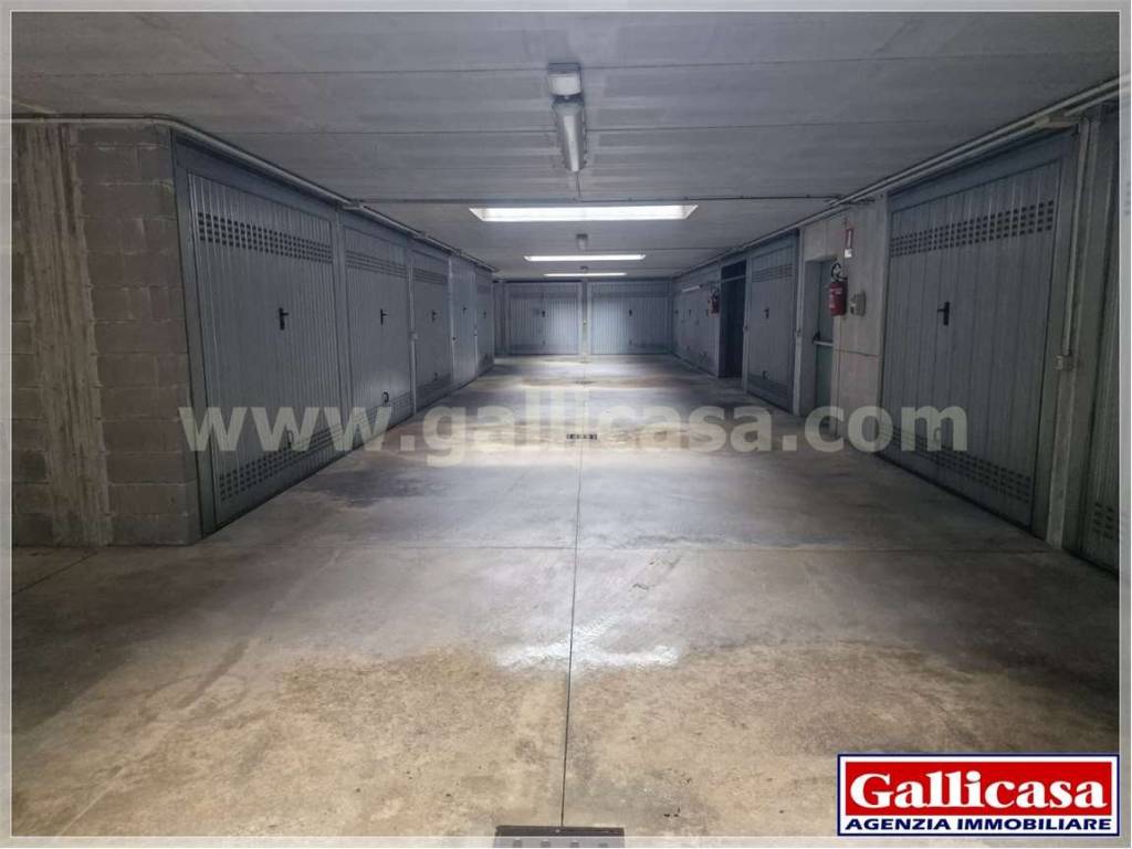 locale commerciale in vendita ad Urago d'Oglio