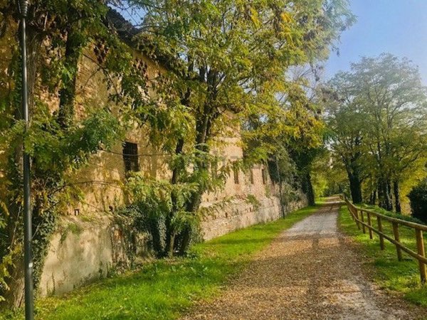 casale in vendita ad Urago d'Oglio