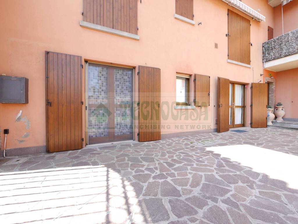 appartamento in vendita ad Urago d'Oglio