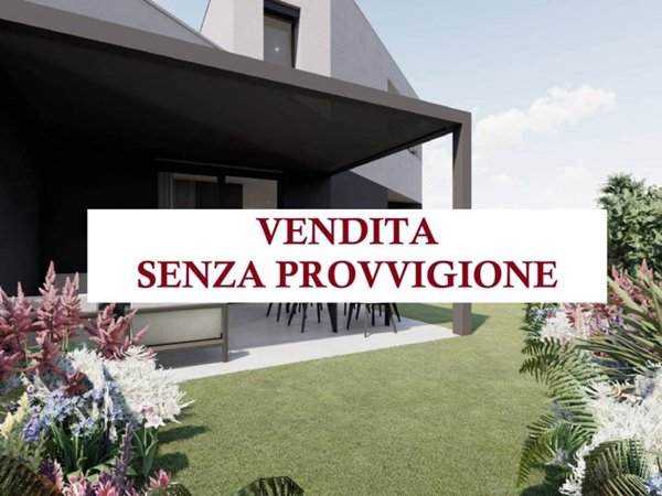 casa indipendente in vendita ad Urago d'Oglio