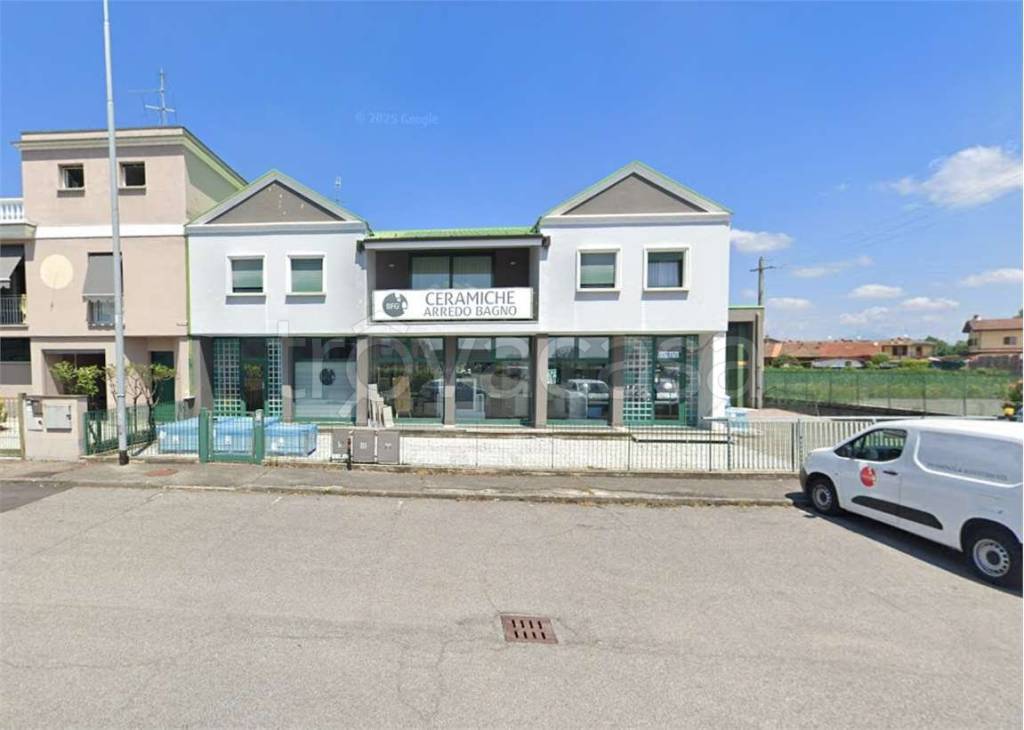 casa indipendente in vendita ad Urago d'Oglio