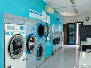 negozio in vendita ad Urago d'Oglio