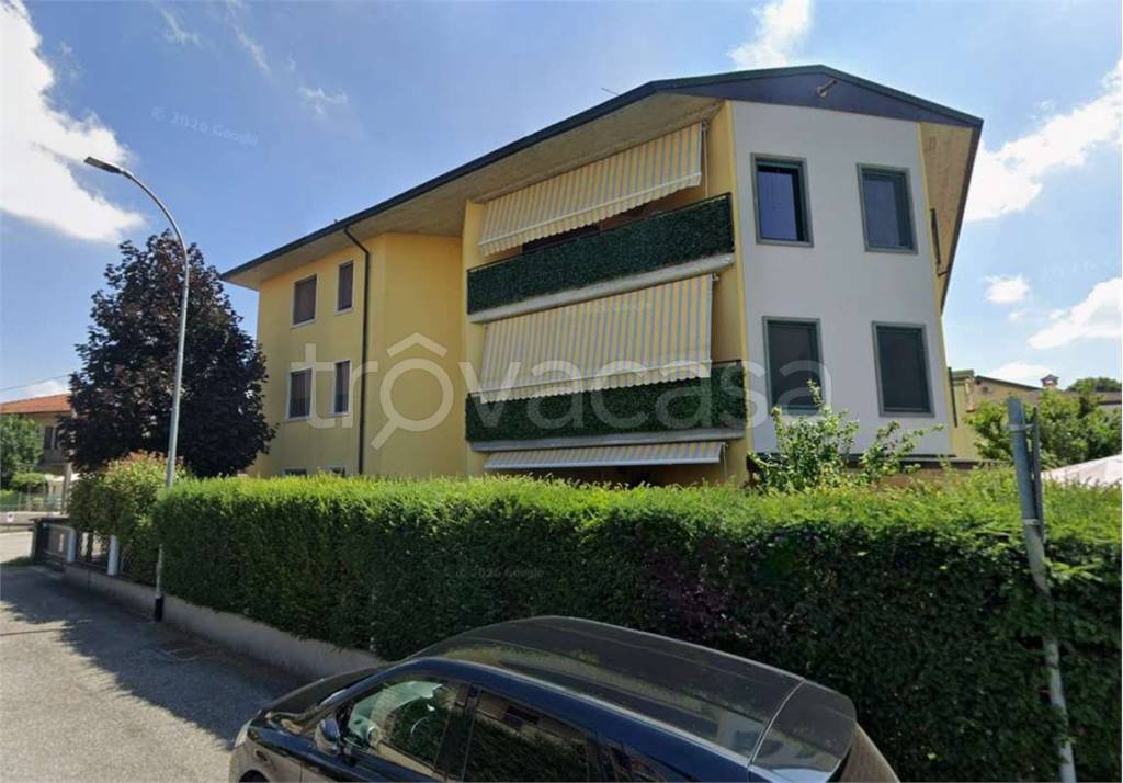 appartamento in vendita ad Urago d'Oglio