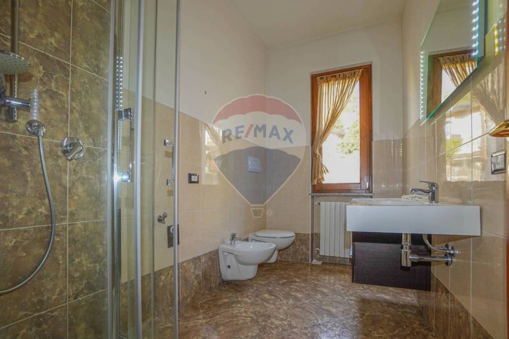 appartamento in vendita a Vallio Terme in zona Sconzane