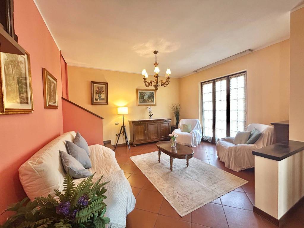 casa indipendente in vendita a Vallio Terme in zona Sconzane