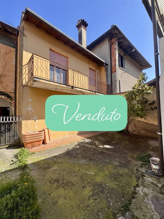 casa indipendente in vendita a Vallio Terme in zona Caschino