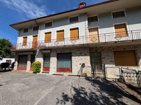 appartamento in vendita a Vallio Terme in zona Porle