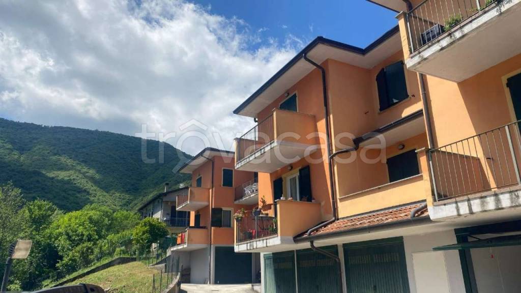 appartamento in vendita a Vallio Terme in zona Porle