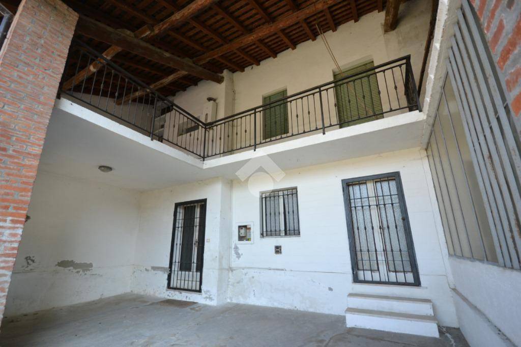 casa indipendente in vendita a Verolanuova