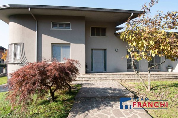 casa indipendente in vendita a Verolanuova