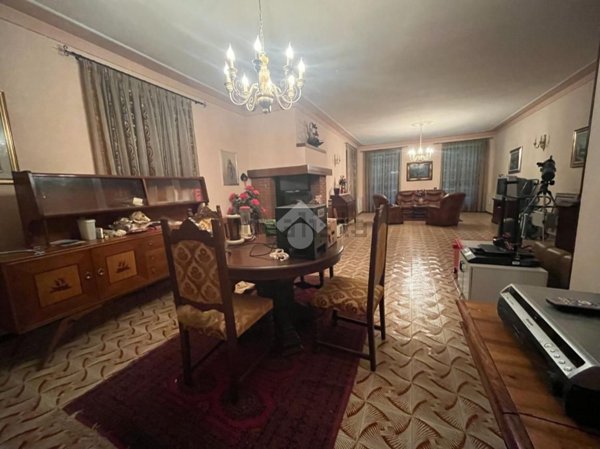 casa indipendente in vendita a Verolanuova