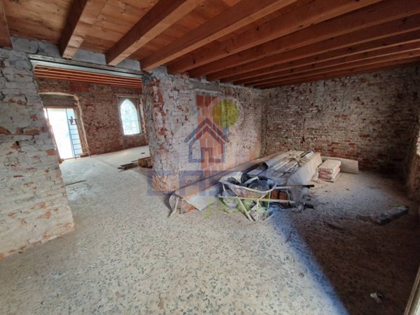 casa indipendente in vendita a Verolanuova