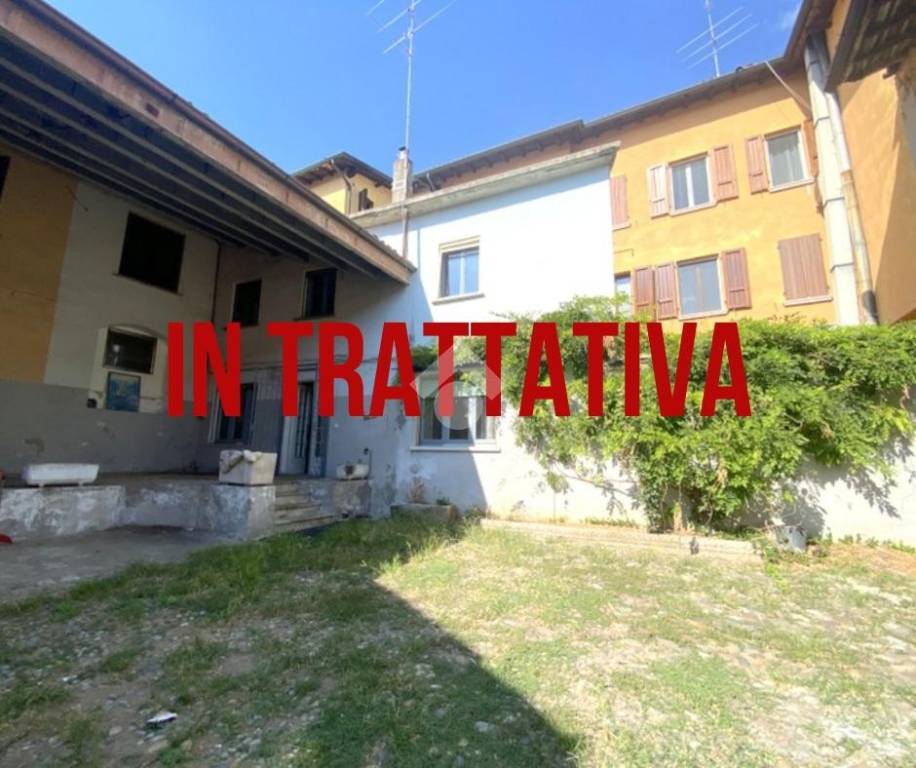 casa indipendente in vendita a Verolanuova