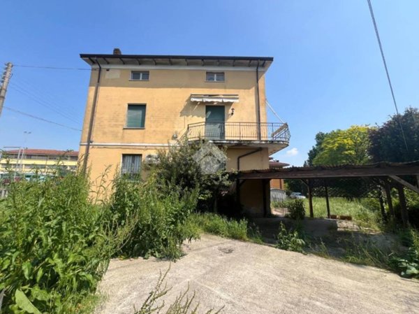 casa indipendente in vendita a Verolanuova