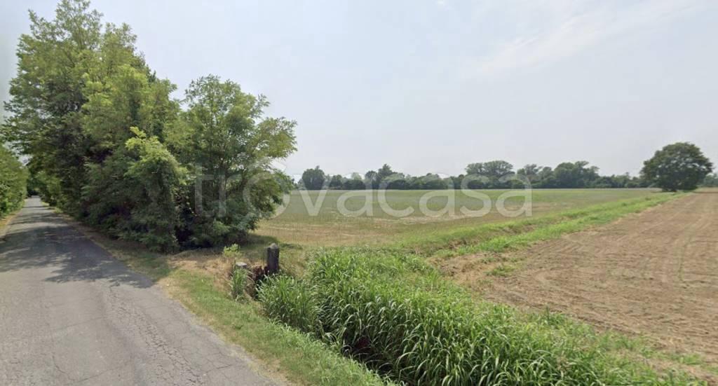 terreno edificabile in vendita a Verolanuova