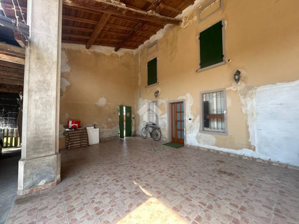 casa indipendente in vendita a Verolanuova