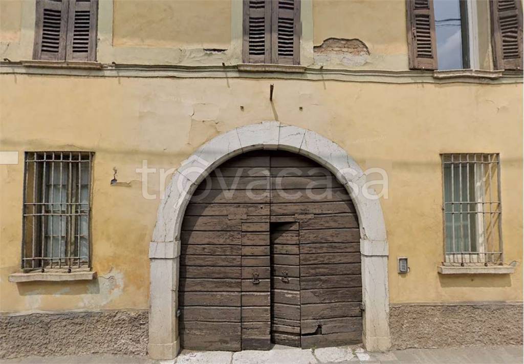 intera palazzina in vendita a Verolanuova