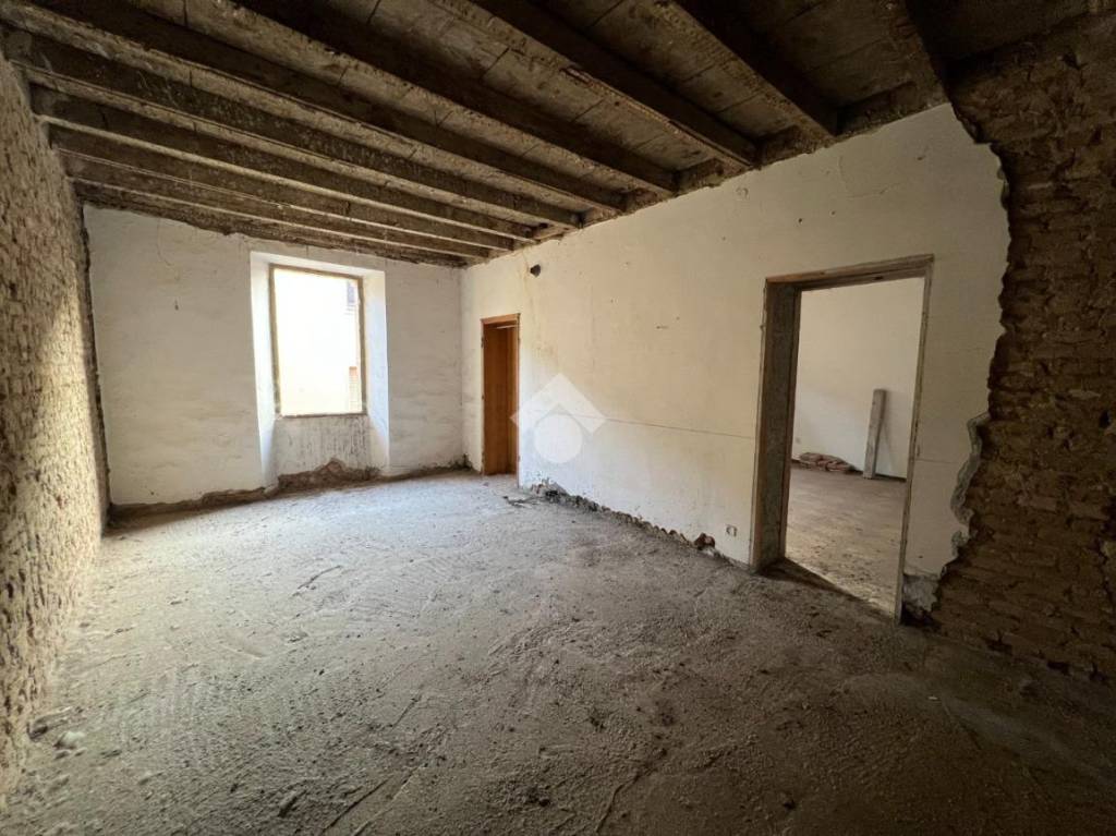 casa indipendente in vendita a Verolanuova