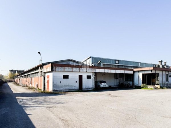 capannone in vendita a Verolanuova