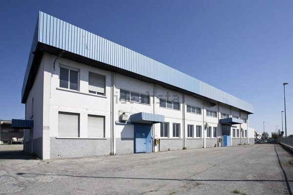 capannone in vendita a Verolanuova