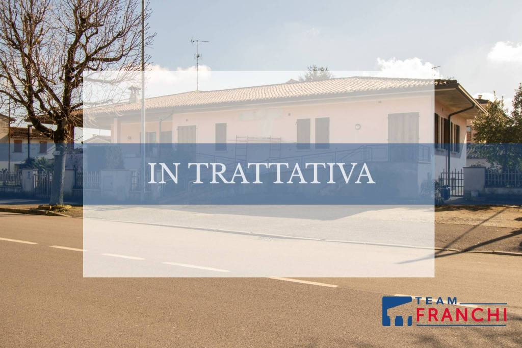 casa indipendente in vendita a Verolanuova