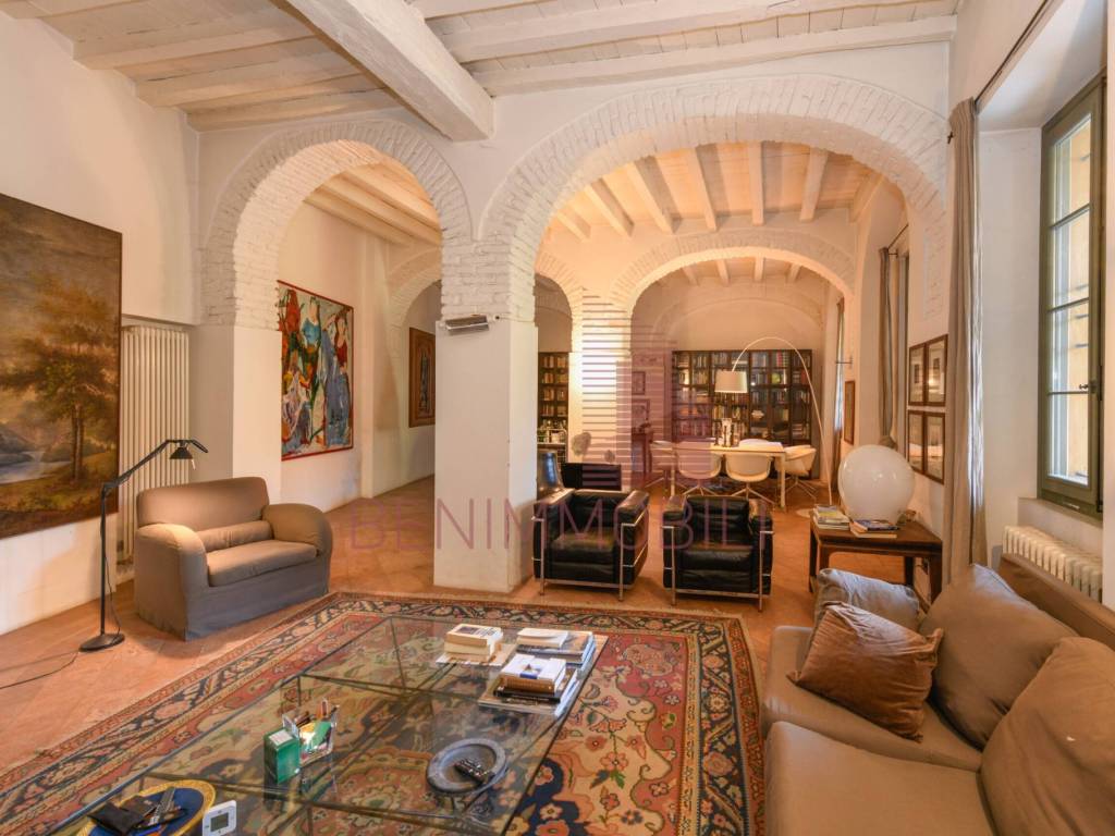 intera palazzina in vendita a Verolanuova