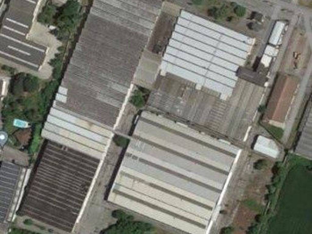 locale commerciale in vendita a Verolanuova