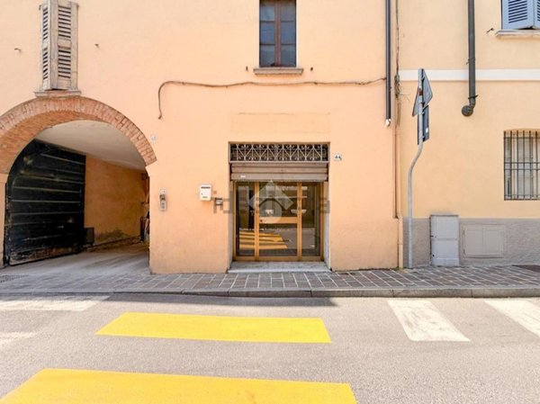 locale commerciale in vendita a Verolanuova