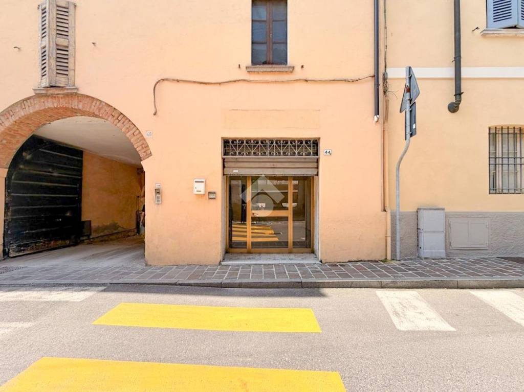 negozio in vendita a Verolanuova