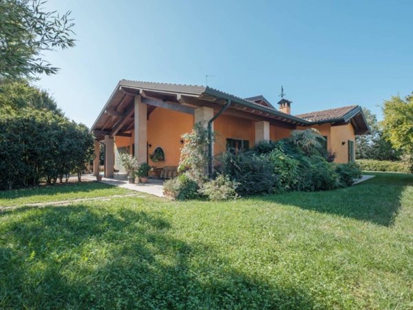 casa indipendente in vendita a Verolanuova