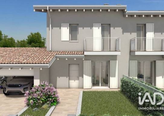appartamento in vendita a Verolanuova in zona Cadignano