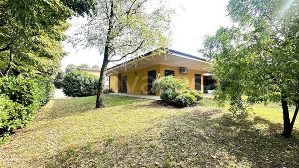 casa indipendente in vendita a Verolanuova