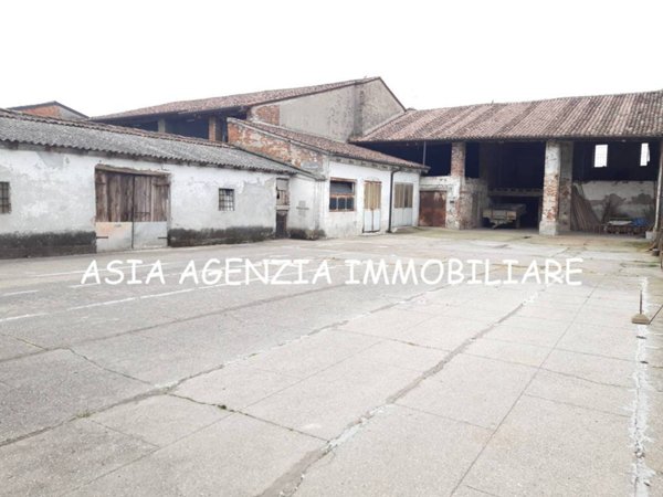 casa indipendente in vendita a Verolavecchia