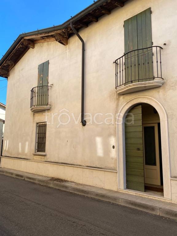 casa indipendente in vendita a Verolavecchia