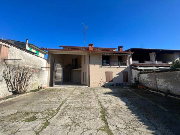 casa indipendente in vendita a Verolavecchia