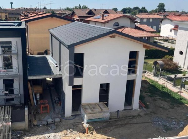 casa indipendente in vendita a Verolavecchia
