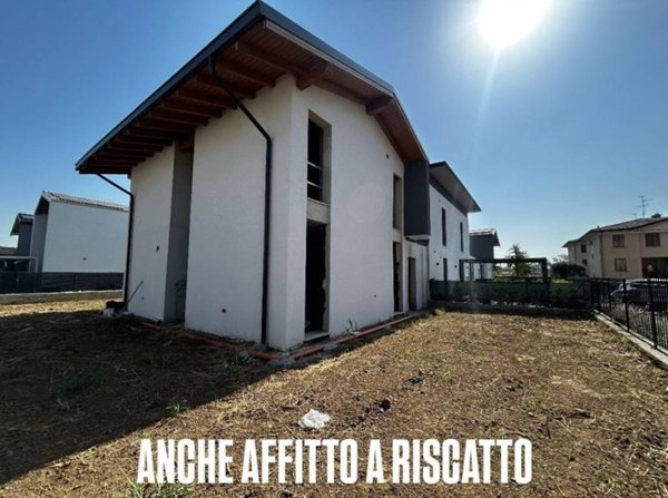 casa indipendente in vendita a Verolavecchia