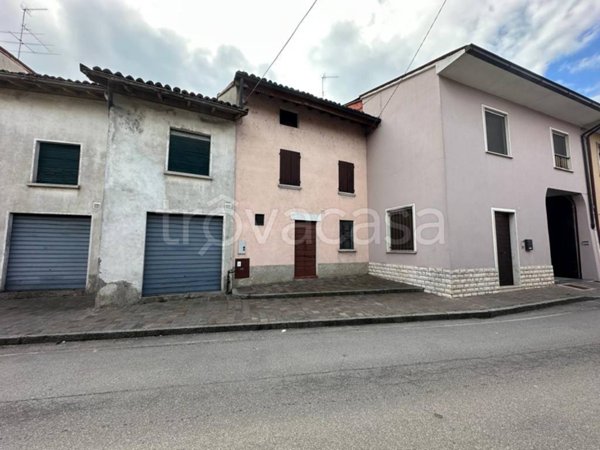 casa indipendente in vendita a Verolavecchia
