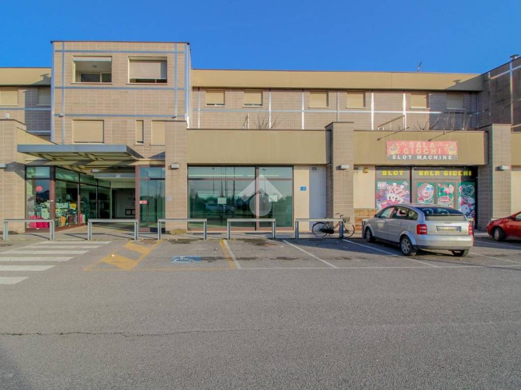 bivano in vendita a Verolavecchia