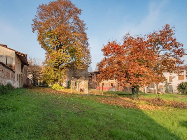 casale in vendita a Verolavecchia