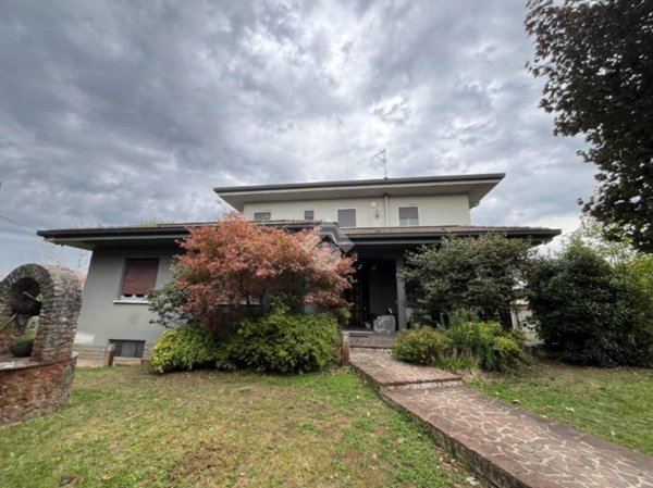 casa indipendente in vendita a Verolavecchia