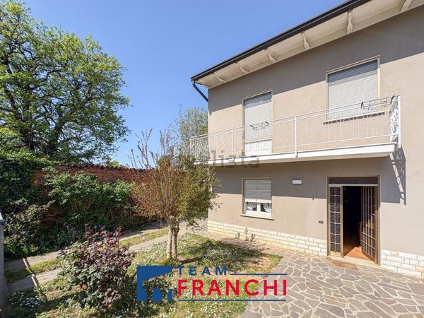 casa indipendente in vendita a Verolavecchia