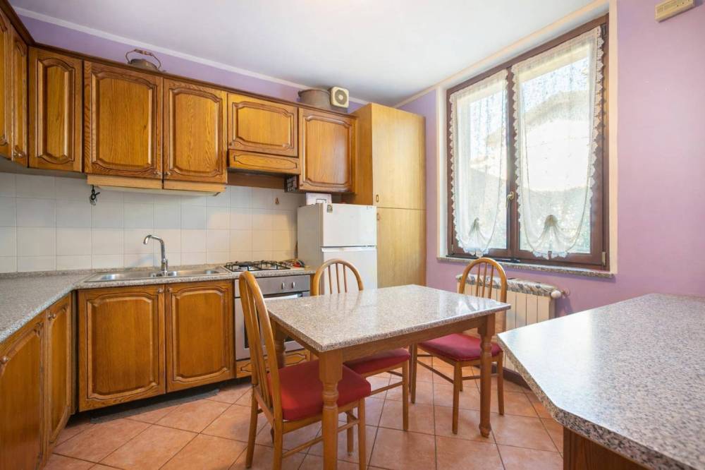 casa indipendente in vendita a Verolavecchia