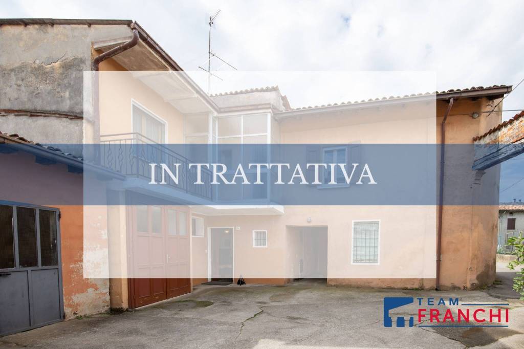 casa indipendente in vendita a Verolavecchia
