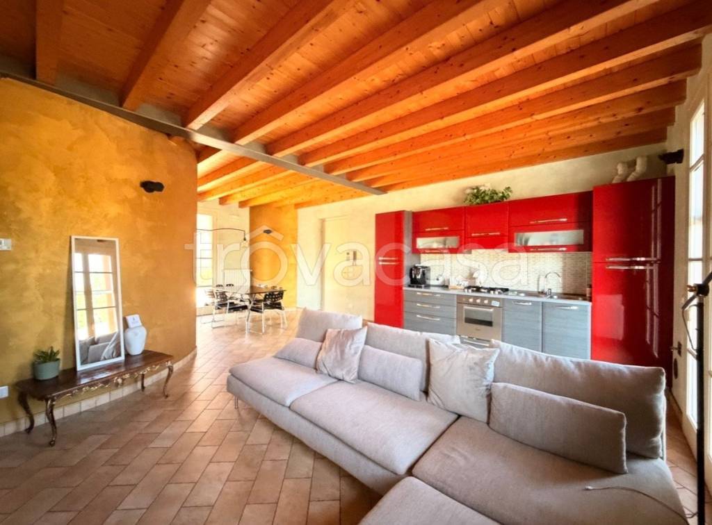 appartamento in vendita a Verolavecchia in zona Villanuova